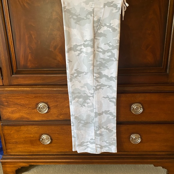 Avia new with tag camo wide leg sweat pants. - Picture 2 of 7